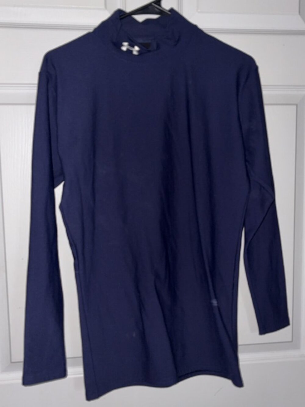 Under Armour Men’s Navy Mock Neck Long Sleeve – Size L